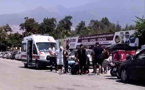 Minik avtomobili və kuryerin motosikleti toqquşdu: 1 yaralı