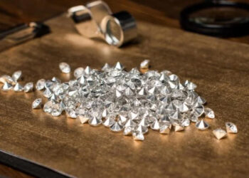 Brilyant artıq dəbdəbə deyil: Çin dünya almaz sənayesini sarsıdır