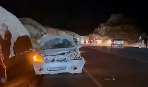 Minik avtomobili donuza çırpıldı