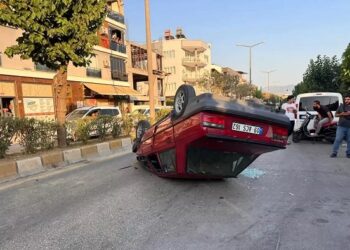 15 yaşlı sürücünün idarə etdiyi avtomobil aşdı