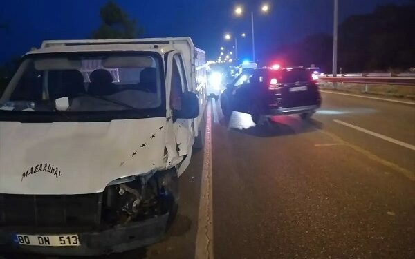 Minik avtomobili və yük maşını toqquşdu: 5 yaralı