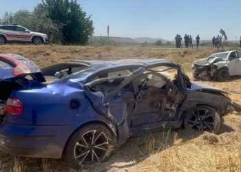 İki avtomobil toqquşdu: 1 ölü, 1 yaralı