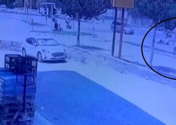 Minik avtomobili və elektirikli velosiped toqquşdu: 2 azyaşlı yaralandı