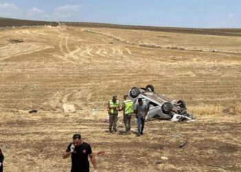 Avtomobil yol kənarına aşdı: 1 yaralı