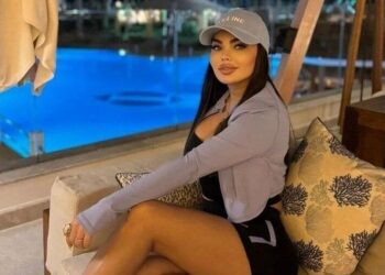 Azərbaycanlı müğənninin Bodrumdan bikinili VİDEOsu yayıldı
