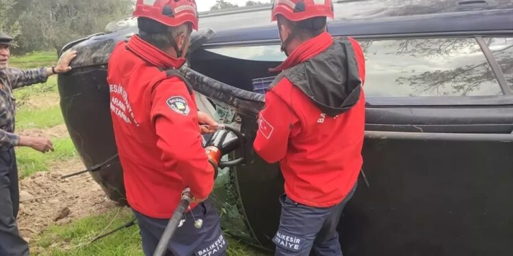 Avtomobil aşdı: Sürücü yaralandı