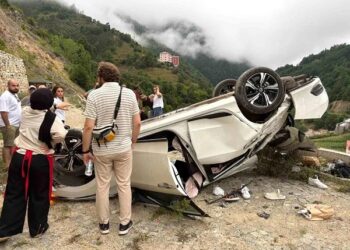 Avtomobil aşdı: 4 yaralı