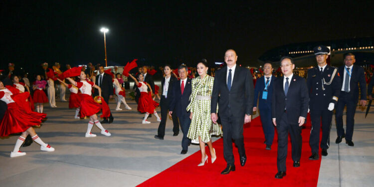 İlham Əliyev Çinə işgüzar səfərə gedib - VİDEO - FOTOLAR