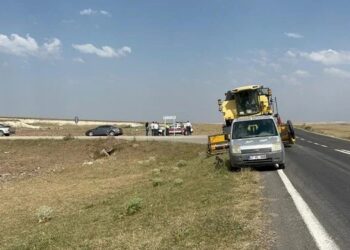 Minik avtomobili və traktor toqquşdu