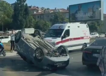 Avtomobil aşdı: 2 yaralı