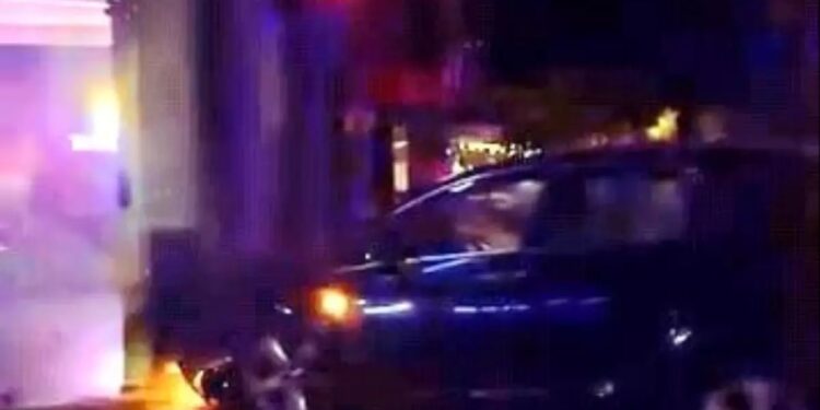 Minik avtomobili transformatora, daha sonra isə motosiklətə çırpıldı: 2 yaralı