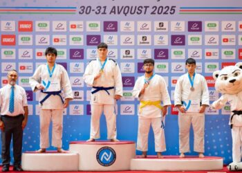 Yeniyetmələr arasında Liqa yarışının III turu başa çatıb