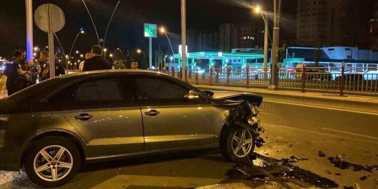 İki avtomobil toqquşdu: 1 yaralı