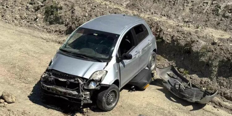 Avtomobil aşdı: Sürücü yaralandı