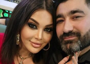 Qumral həyat yoldaşı ilə su içində rəqs etdi – Romantik video sosial mediada gündəm oldu