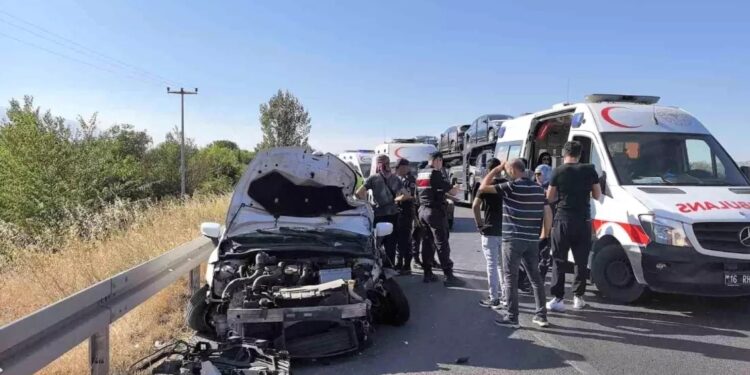 Minik avtomobili və traktor toqquşdu: 1 yaralı