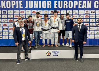 2 cüdoçumuz Dövlət Himnimizi səsləndirib