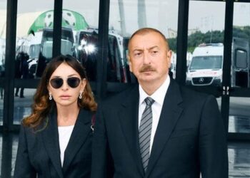 İlham Əliyev və Mehriban Əliyeva Kəlbəcər şəhərində təməlqoyma mərasimində iştirak ediblər