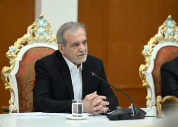 Pezeşkianın Ermənistana səfərindən öncə İrandan mesaj