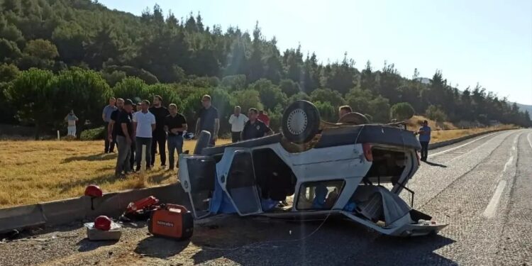 İki avtomobil toqquşdu: 1 ölü, 3 yaralı