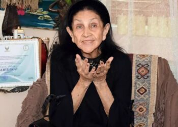 96 yaşlı Xalq artisti Roza Cəlilova qızını polisə verdi – Brilyant qalmaqalı