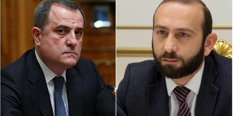 Ceyhun Bayramov Mirzoyanla danışdı