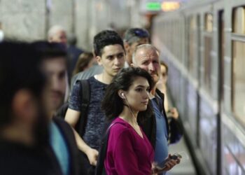 Metrodan istifadə edənlərin nəzərinə – “28 May”dan “Dərnəgül”ə qatar getməyəcək