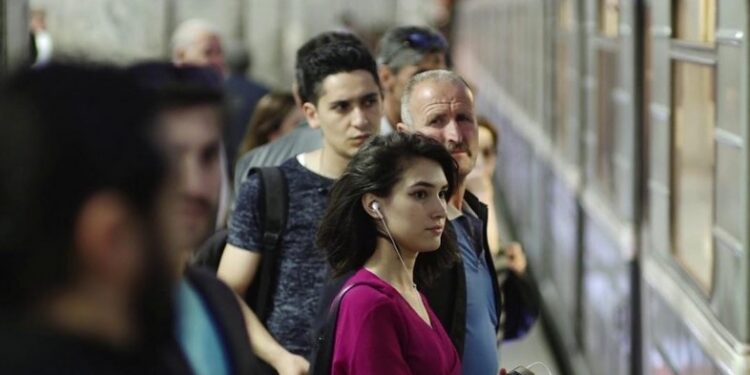 Metrodan istifadə edənlərin nəzərinə - “28 May”dan “Dərnəgül”ə qatar getməyəcək