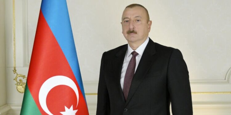 Prezident İlham Əliyev Kəlbəcər şəhər parkının təməlini qoyub