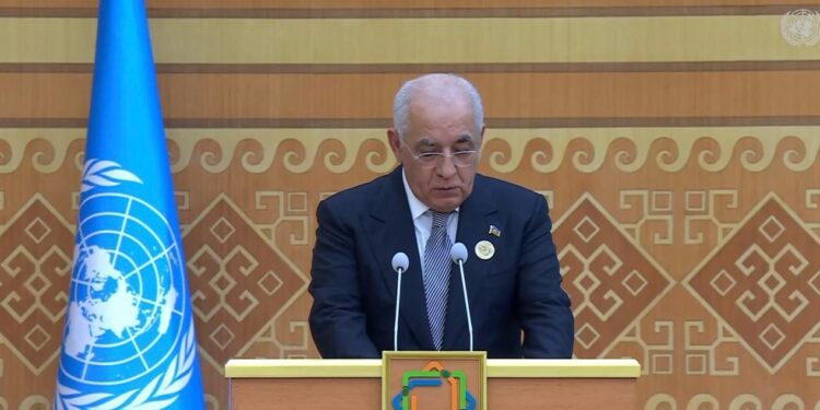 Baş nazir Xəzərin qorunması üzrə birgə addımlar atmağa çağırıb