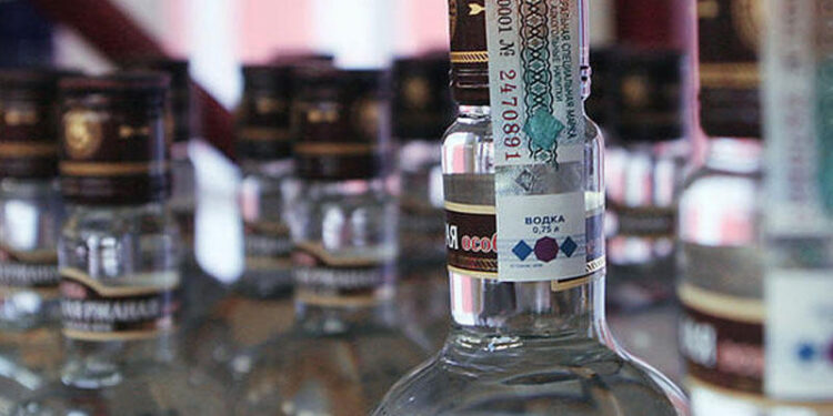 Azərbaycanda bu spirtli içki marketlərdən YIĞIŞDIRILDI: İnsan həyatı üçün təhlükəlidir