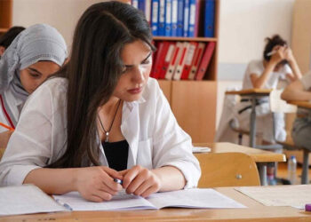 Gənclər magistratura təhsilindən imtina edirlər – SƏBƏBLƏR