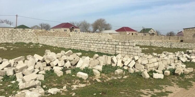 Paytaxtda torpaq bazarı alovlanır - Ən bahalı rayonlar - CƏDVƏL