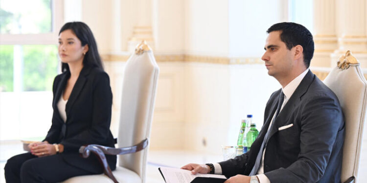 Slovakiyanın Azərbaycandakı yeni səfiri deputatın əmisi oğludur