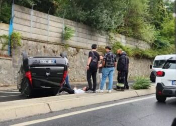 Yağışlı hava qəzaya səbəb oldu: 1 yaralı