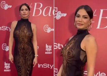 “Eşref Rüya”nın “Nisan”ı libası ilə gecəyə damğa vurdu -VİDEO- FOTO