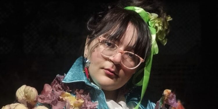 Misirdən Bakıya uzanan moda yolu - Zəhra Poluxova geyimi fəlsəfəyə çevirir