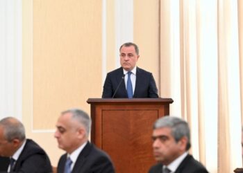 “Rusiya sülhməramlılarının bölgədən çıxması sülh prosesinə əlavə təkan verdi” – Ceyhun Bayramov