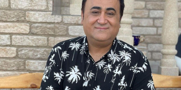 Elgiz Əkbər: “Ədalət Şükürov məni hər görəndə 300 manat verirdi” – Səmimi etiraf