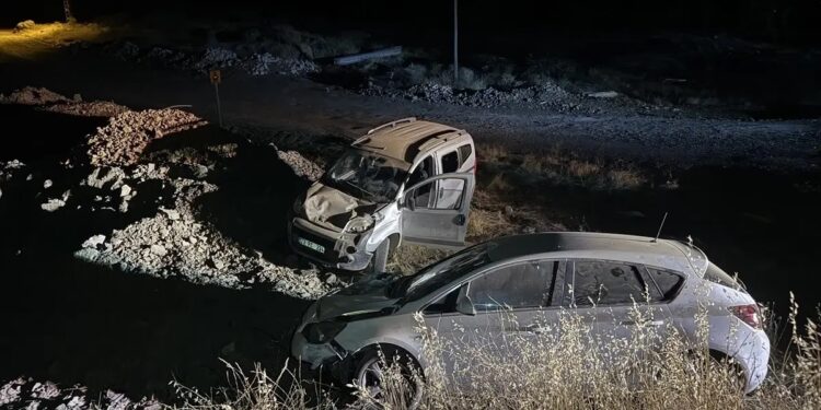 İki avtomobil toqquşdu: 9 yaralı