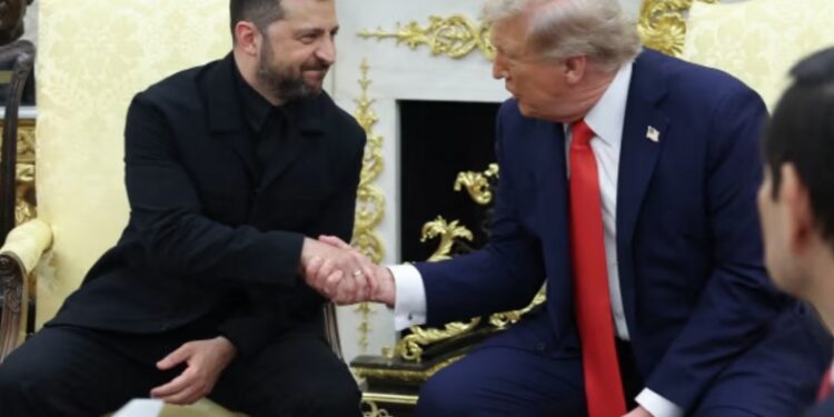 Zelenskinin bu dəfəki kostyumu çox danışılır