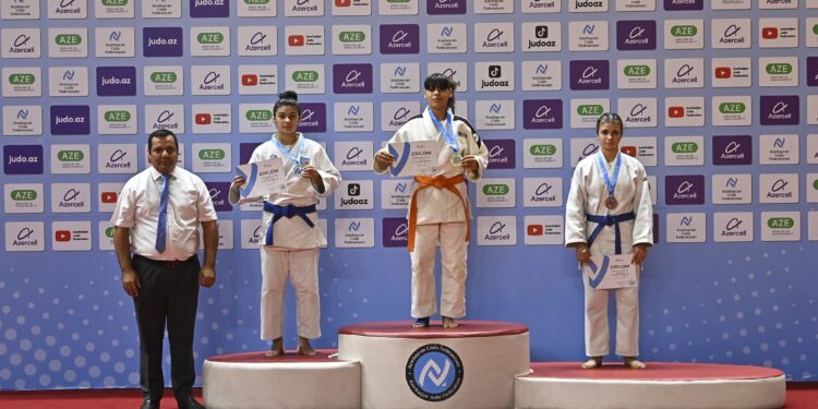 Cüdo üzrə U-14 yeniyetmələr arasında Liqa yarışının III turu başa çatıb