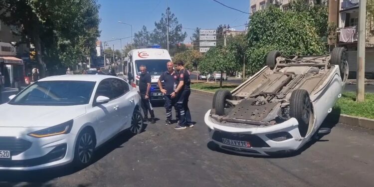 14 yaşlı sürücü qəzada yaralandı