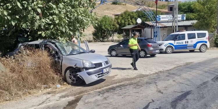 İki avtomobil toqquşdu: 5 yaralı