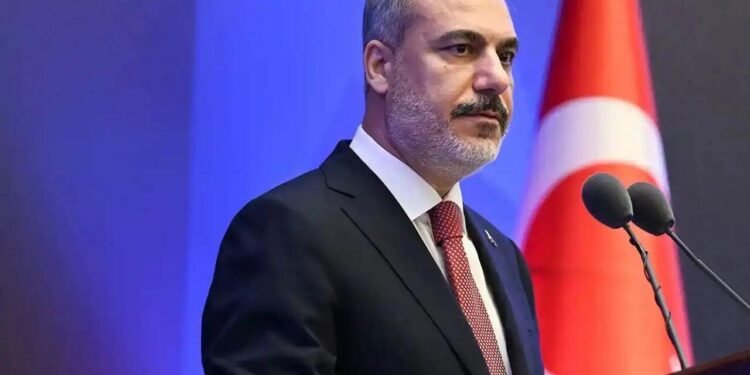 Hakan Fidan Azərbaycanı təbrik edib