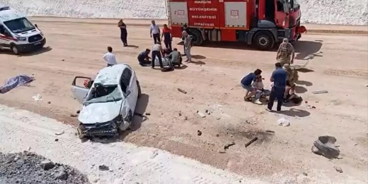 Avtomobil yol kənarına aşdı: 1 ölü, 6 yaralı