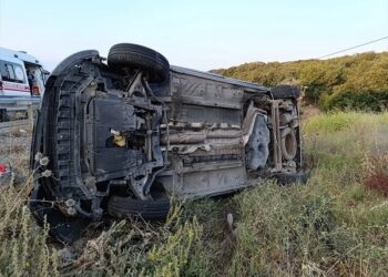 Avtomobil aşdı: 2 yaralı