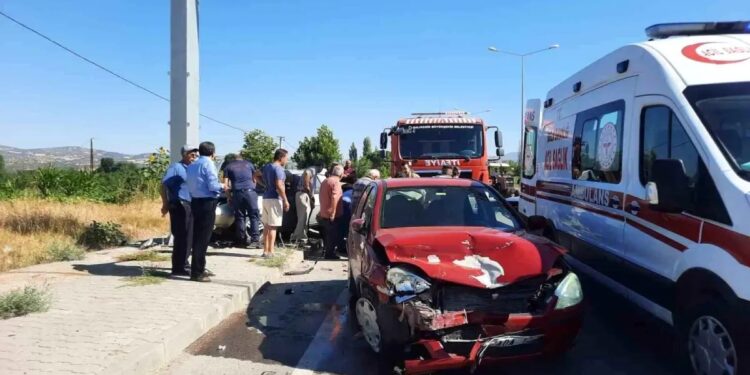 İki avtomobil toqquşdu: 1 yaralı