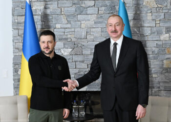 İlham Əliyev Ukrayna Prezidentini təbrik edib