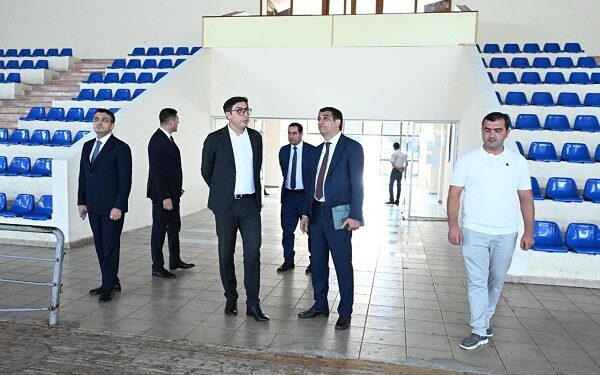 Fərid Qayıbov Bərdə Olimpiya İdman Kompleksinin mövcud vəziyyəti ilə maraqlanıb